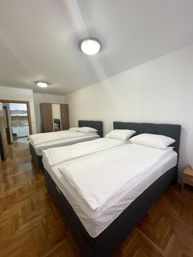 Apartman Erna SJJ Exterior photo